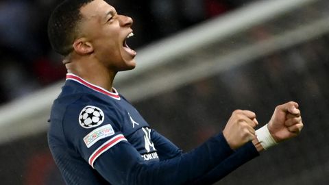 El Parque de los Príncipes, estadio del PSG, se vino abajo con el gol de Kylian Mbappé al Real Madrid.
