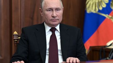 El presidente ruso Vladimir Putin critica la postura de Occidente sobre sus acciones en Ucrania.