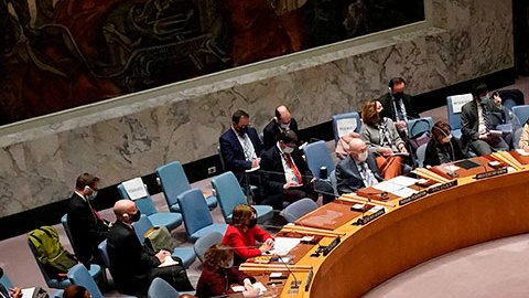 Rusia dice a la ONU que no quiere baño de sangre en Ucrania ni prepara invasión