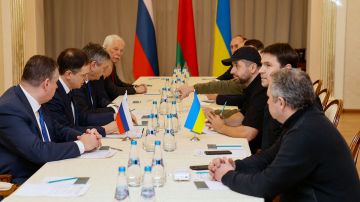 Ucrania en busca de un alto al fuego en las negociaciones con Rusia en Pripiat Bielorrusia