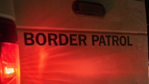 La Patrulla Fronteriza localizó el vehículo con 26 inmigrantes dentro.