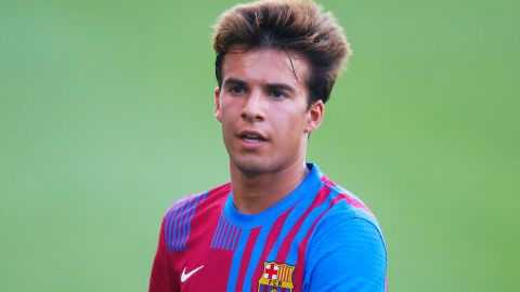 Riqui Puig, mediocampista del FC Barcelona.