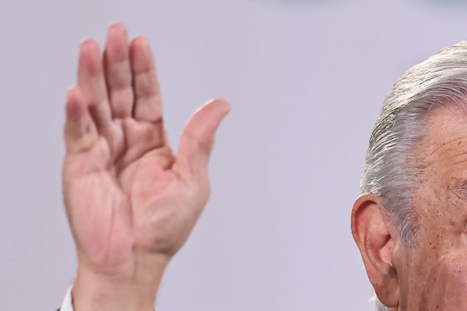 AMLO insiste en que periodistas como Jorge Ramos y León Krauze den a conocer cuánto ganan