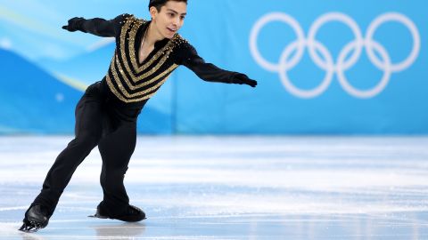 Patinador sobre hielo mexicano Donovan Carrillo en los Juegos Olímpicos de Invierno Beijing 2022.