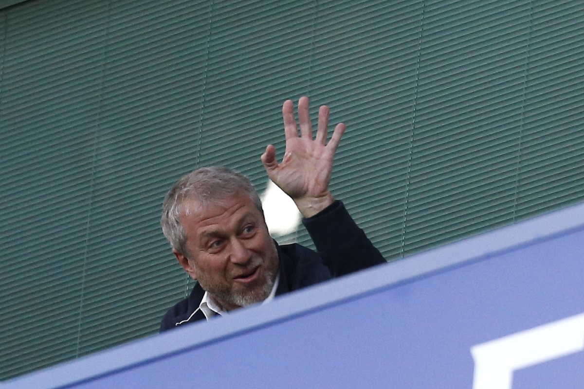 Roman Abramovich departs Chelsea after England ban