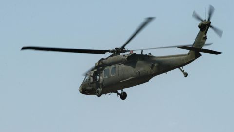 Dos helicópteros Black Hawk se estrellan durante entrenamiento en Utah