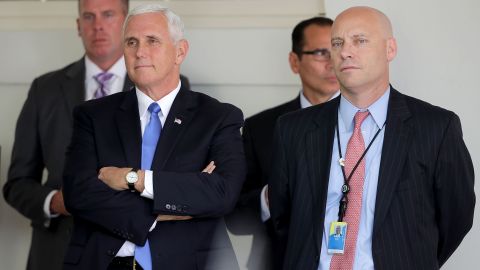 Asesores de Trump, Mike Pence, Marc Short,