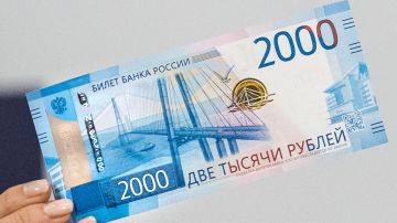 EE.UU. prohíbe operar con Banco Central ruso y congela sus activos en dólares