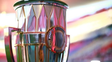 El trofeo de la Liga de Campeones de Concacaf será entregado al campéón.