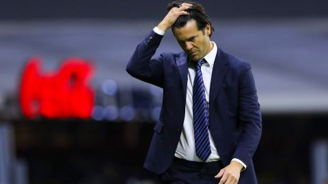 Santiago Solari no halla la medida para conseguir buenos resultados con el América y es señalado por la afición.