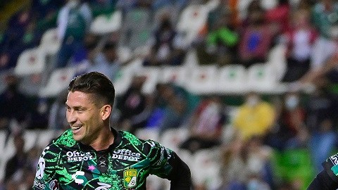 Osvaldo Rodríguez anotó el gol del triunfo en el último minuto.