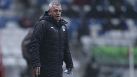 Javier Aguirre fue incordiado por los aficionados de Monterrey.