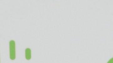 Jennifer Lopez y su escote alborotan las redes sociales.