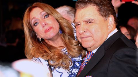 Lili Estefan hace memoria al ver de nuevo a su compañero Javier Romero.