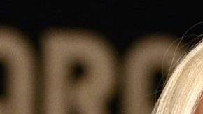 Laura León / Inés Gómez Mont.