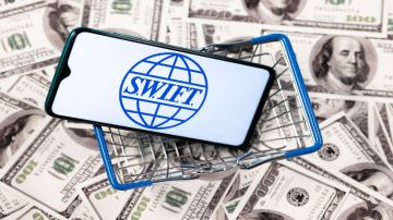 Qué es SWIFT: el ‘arma’ que sacaría a Rusia del sistema bancario internacional