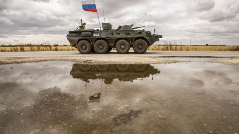 Temores de que Rusia podría invadir Ucrania mañana a la 6 am con bombardeo masivo y 200,000 soldados, advierte inteligencia de EE.UU. y Reino Unido
