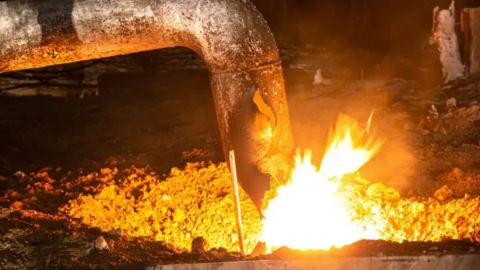 Suben los precios de combustibles tras ataque a Ucrania