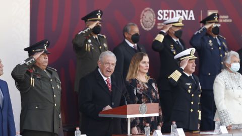 Ejército mexicano refrenda su compromiso de seguridad con AMLO