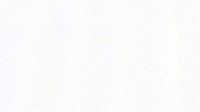 Chad Cooper ayuda a personas de las minorías étnicas para que cuiden su dinero.