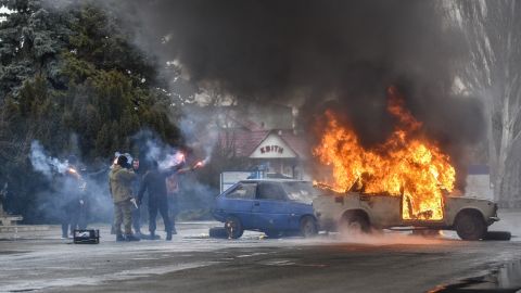 Fuerzas militares de Ucrania continúan realizando prácticas militares cuando hay alertas de posible invasión rusa.