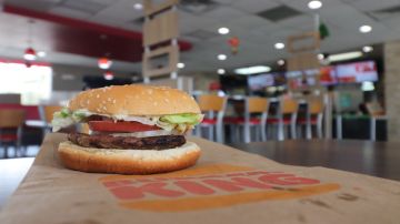 La Whopper de Burger King sale del menú de descuento