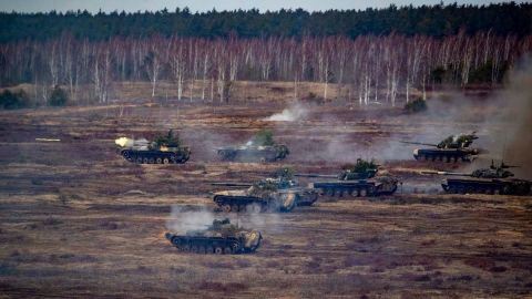 Putin ordena el envío de tropas a Donetsk y Luhansk tras reconocer la independencia de las regiones rebeldes