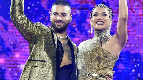 Maluma y Jennifer Lopez protagonizan la película 'Marry Me'.