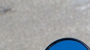 Foto del volante de una bicicleta eléctrica