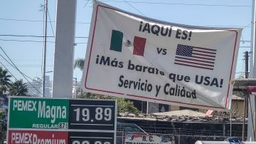 Gasolineras en México resultan ser una opción para miles de conductores del sur de California.