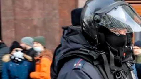Rusia y Ucrania: miles de detenidos en ciudades rusas en protestas contra la invasión