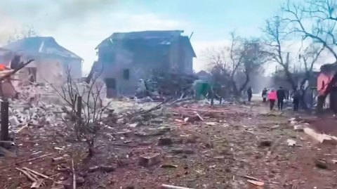 Rusia y Ucrania: las fosas comunes improvisadas en las ciudades atacadas por las fuerzas rusas