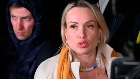 Rusia y Ucrania: la cadena de renuncias de periodistas de medios rusos en protesta por la guerra