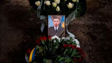 Rusia y Ucrania | “Vi cómo enterraban a mi mejor amigo lejos de su hogar”: el solitario funeral de un joven soldado ucraniano