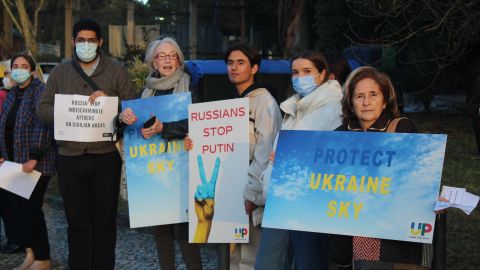 Los ucranianos de todo el mundo quieren participar, de alguna forma, en la defensa de su país.