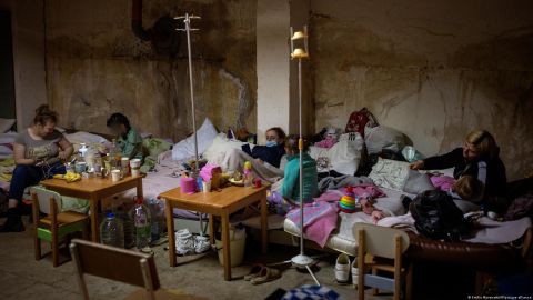 OMS advierte que hospitales ucranianos podrían quedarse sin oxígeno en 24 horas