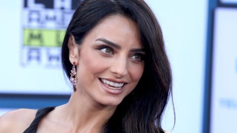 Aislinn Derbez.