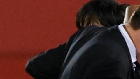 Rodrygo debió salir cargado de la cancha del Mallorca.