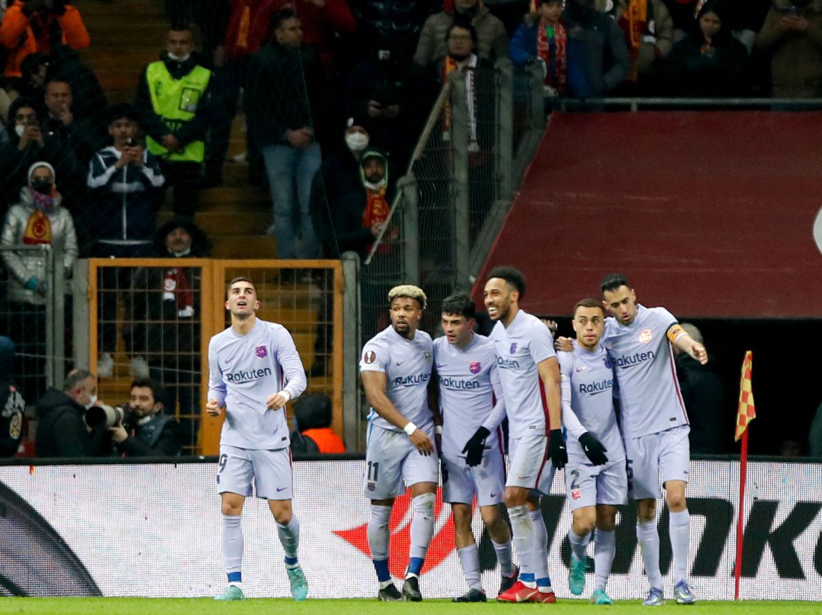 They suffered in Turkish hell but they managed to qualify: Barcelona beat Galatasaray and Pedri shines with the goal of the night [Video]