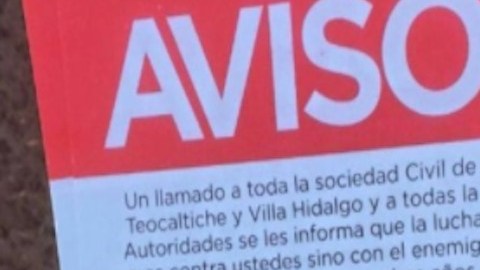 CJNG lanza panfletos desde avioneta para amenazar a rivales.