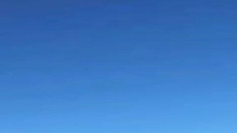 Mayo Zambada le regala nuevas camionetas blindadas a sus sicarios.