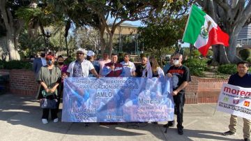 Miembros de la comunidad y activistas se reunieron en la Placita Olvera de LA.