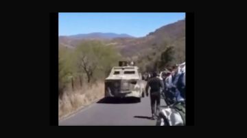 Ejército de sicarios del CJNG espera en los límites de Jalisco y Michoacán para atacar a Cárteles Unidos.