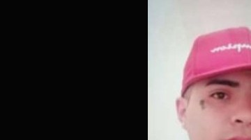 El Chango, el narco que se cree modelo, así posa en su cuenta de Instagram.