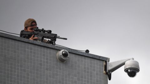 Francotirador canadiense de élite viaja a Ucrania para luchar contra Rusia