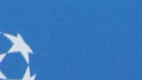 Antonela Roccuzzo posa con Lionel Messi.