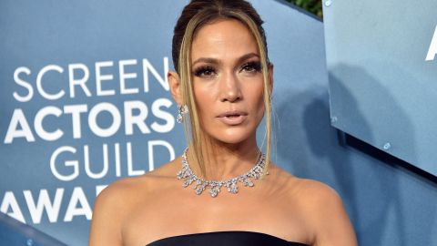 Jennifer Lopez se muestra sin una gota maquillaje en Instagram y comparte el secreto de su belleza