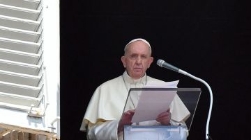 Papa Francisco exhorta a detener la "masacre" e "inaceptable agresión" en Ucrania