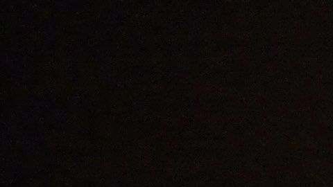 VIDEO: Gran explosión interrumpe a periodista de CBS mientras daba reporte en vivo