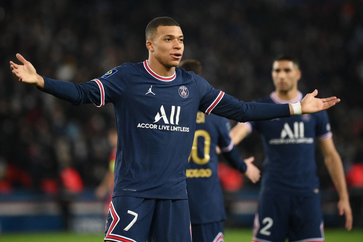 Kylian Mbappé and the mystery of why he does not have a driving license
